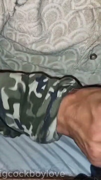Zjadacz Nasienia! Wielki Kutas W Ustach! Dominujący I Femboy