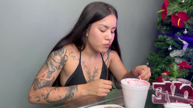 Rollerpublic: Lets Eat Together