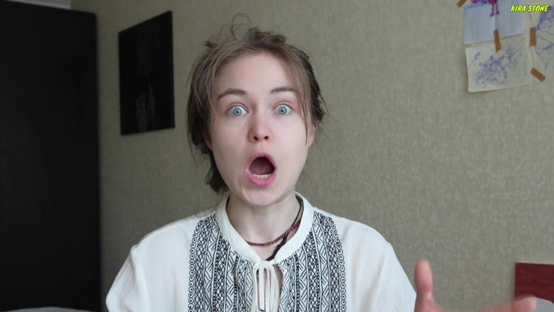 Kira Stone: O pênis é grande ou pequeno? Qual o tamanho da Keira...