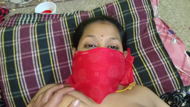 Jekka: Chị kế của tôi rất hứng tình và yêu cầu...