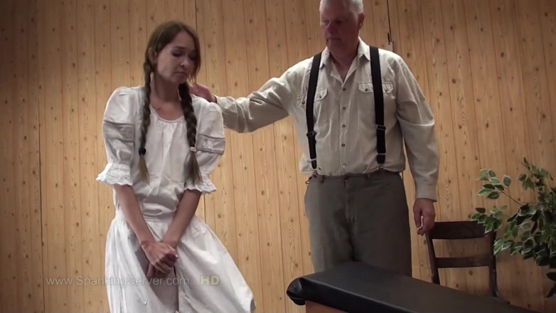 Spanking Server: Mái chèo Sissi 30231