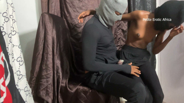 Petite Erotic Africa: Tiny Lovet Ride Me Sitting