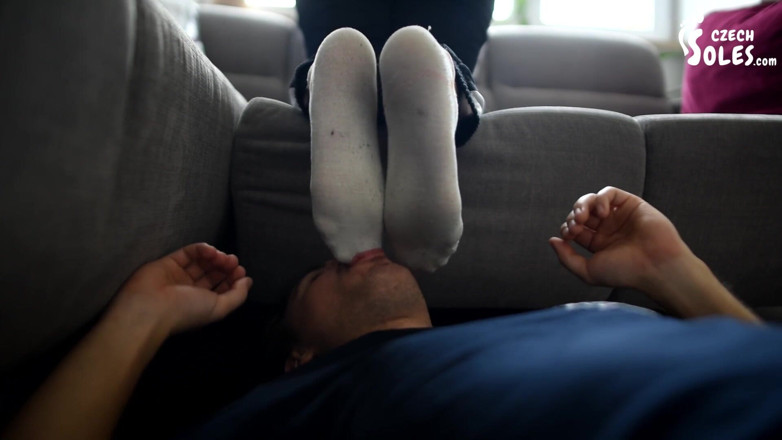 Czech Soles - foot fetish content: Hãy để tôi ngửi mùi chân của bạn, làm ơn xinh đẹp