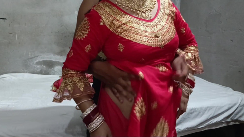 Vamika: pahli raat ke seks ka sabse trending vaayaral ememes vidiyo...