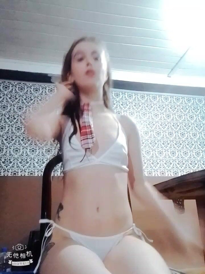 RavenHearth666VIP: Sexy studentka