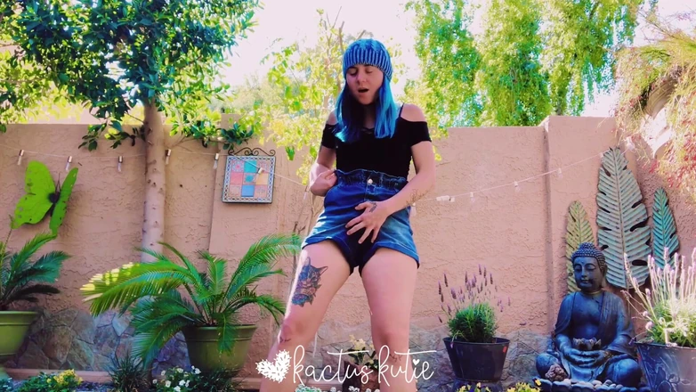 kactus kutie: Peeing and Cumming While Watering Plants