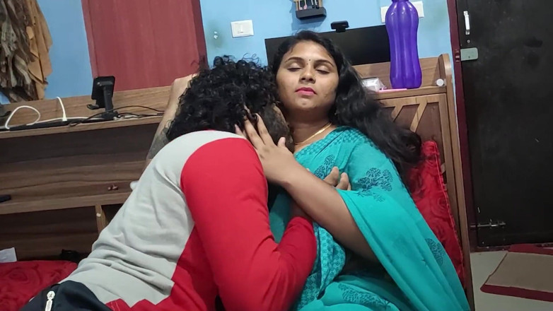 Vaigavarun45: Hot Wife Hard Fuck in Bedroom Saree
