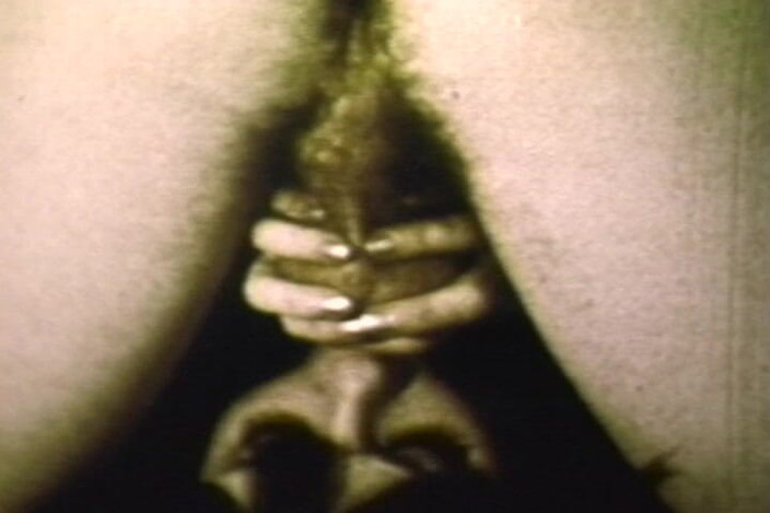 Lovers Of Vintage: Green-tinted Cum Guzzlers Drain Studs in Retro 9-minute Orgy