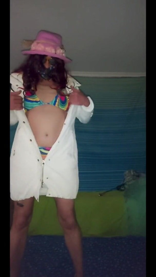 Lizzaali: Part one of my new swimsuit