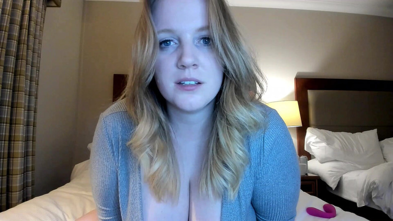 Julie Bliss: Julie Bliss - arahan melancap - joi