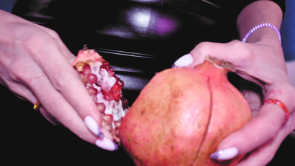 Eva Latexxx: Deri sahibe eva lateks ateşli yemek fetişi bdsm çizmeler orta yaşlı...