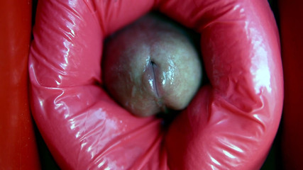 SEXY_GUYBEST: Büyük yarak deliğe sıkıştı