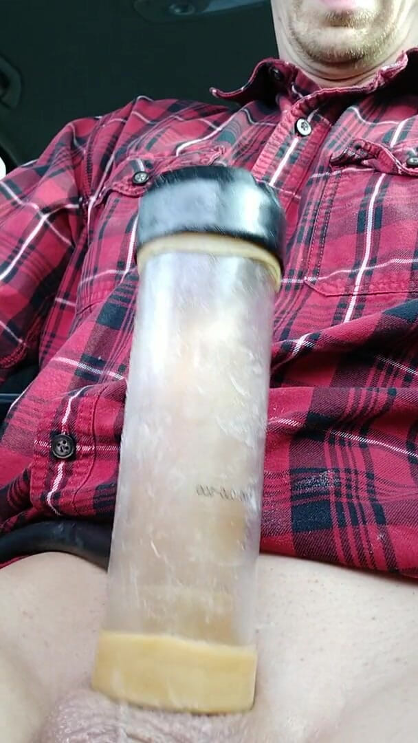 Big Daddy Dommmm: ワセリンは車の中でだらしない楽しみに道を譲ります