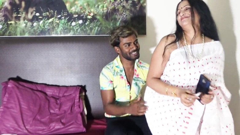 Jayanta Banik: Desi Bhabi Went to Stepbrother in Law's Home and Made...