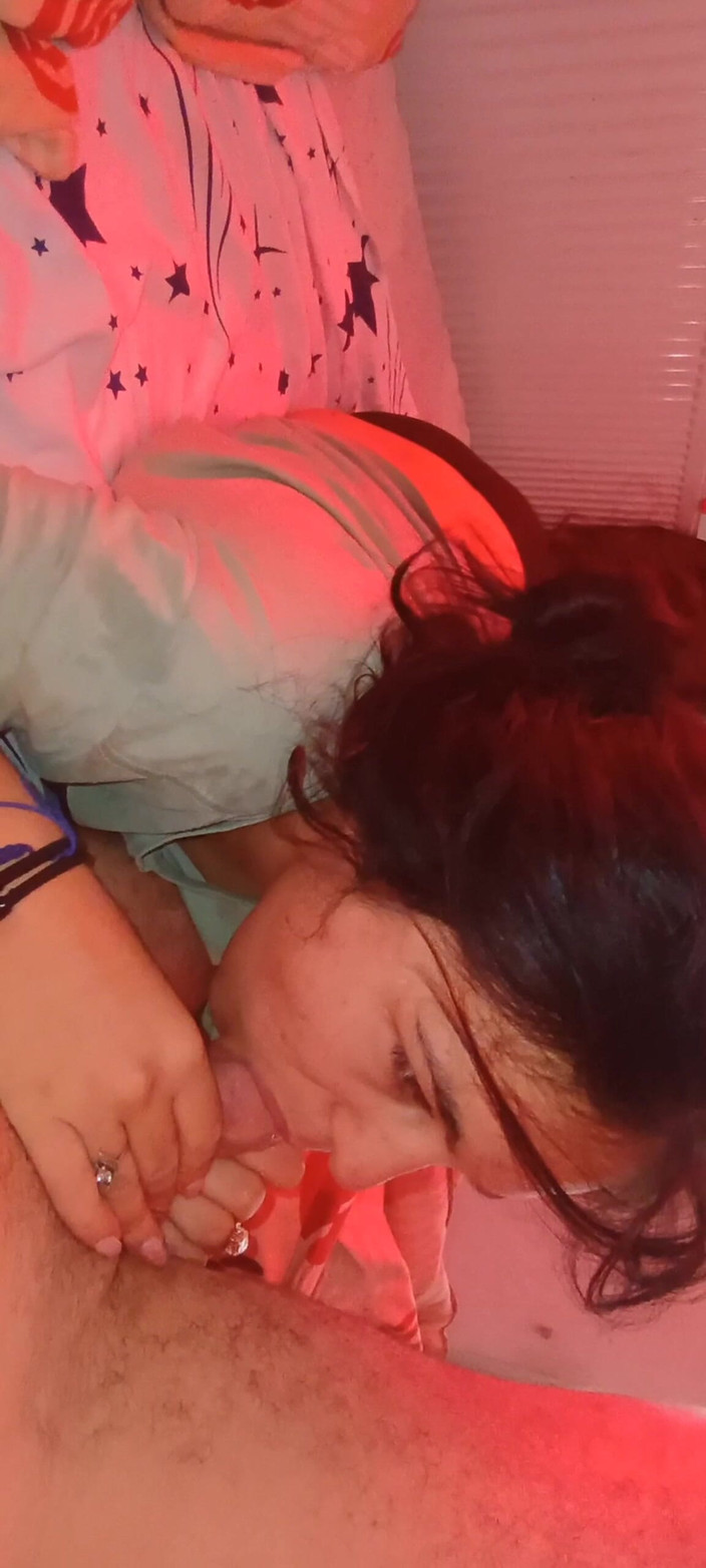 Ionut899: Stiefvader wil mijn pik alleen in de keel neuken