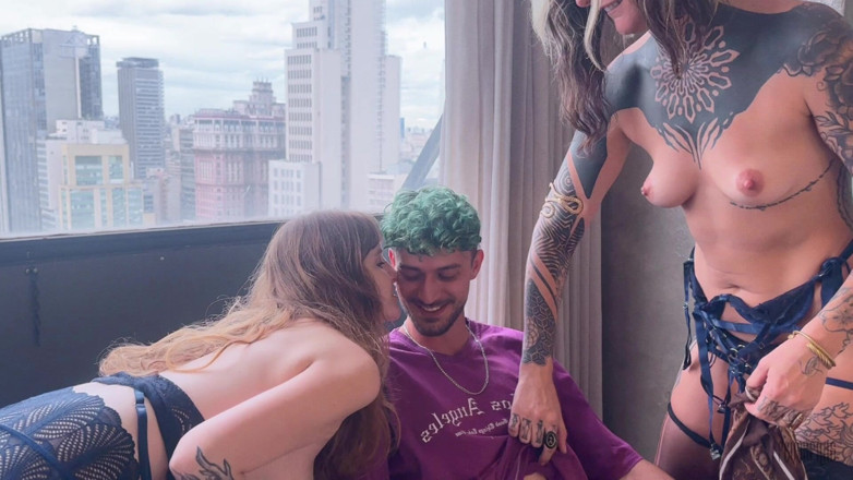 Fever Films: De Voyeur Is Ontdekt... En Won Een Plek in De...