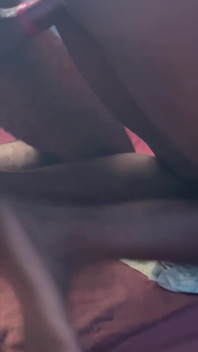 18letá panna hlasitě sténala během svého druhého sexu