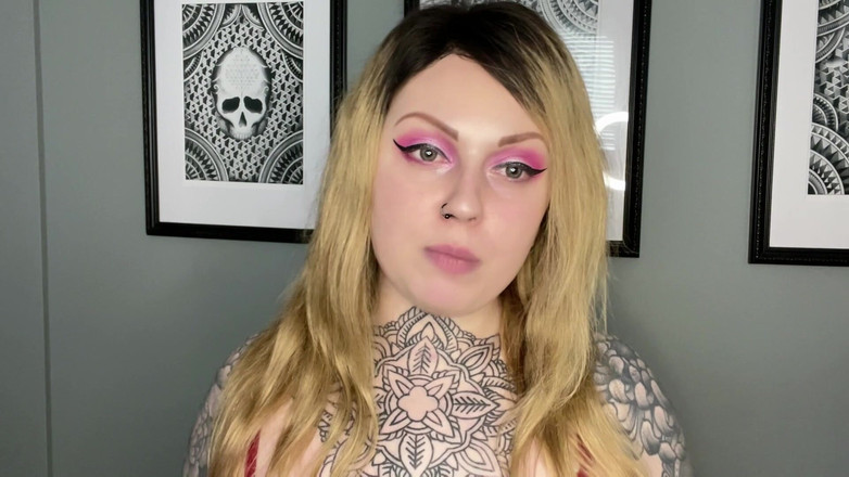 Miss Valentina: Barbatii sunt toalete