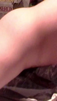 Cleardoll depp lagi asik masturbasi memek beceknya