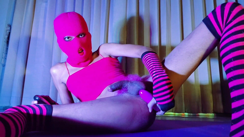 Mango49x: Bala maniera rosa maschera sissy tintura peli pubici gioca con...