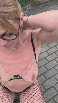 Submissive Blond Bossgirl Lets Herself Be Treated Nasty by the Chauffeur!!