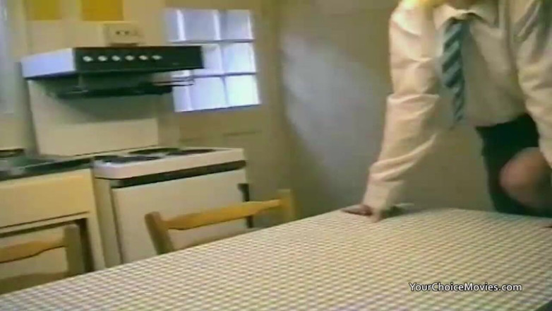 Your Choice Movies: Chica de dieciocho años toma una polla de viejo sucio...