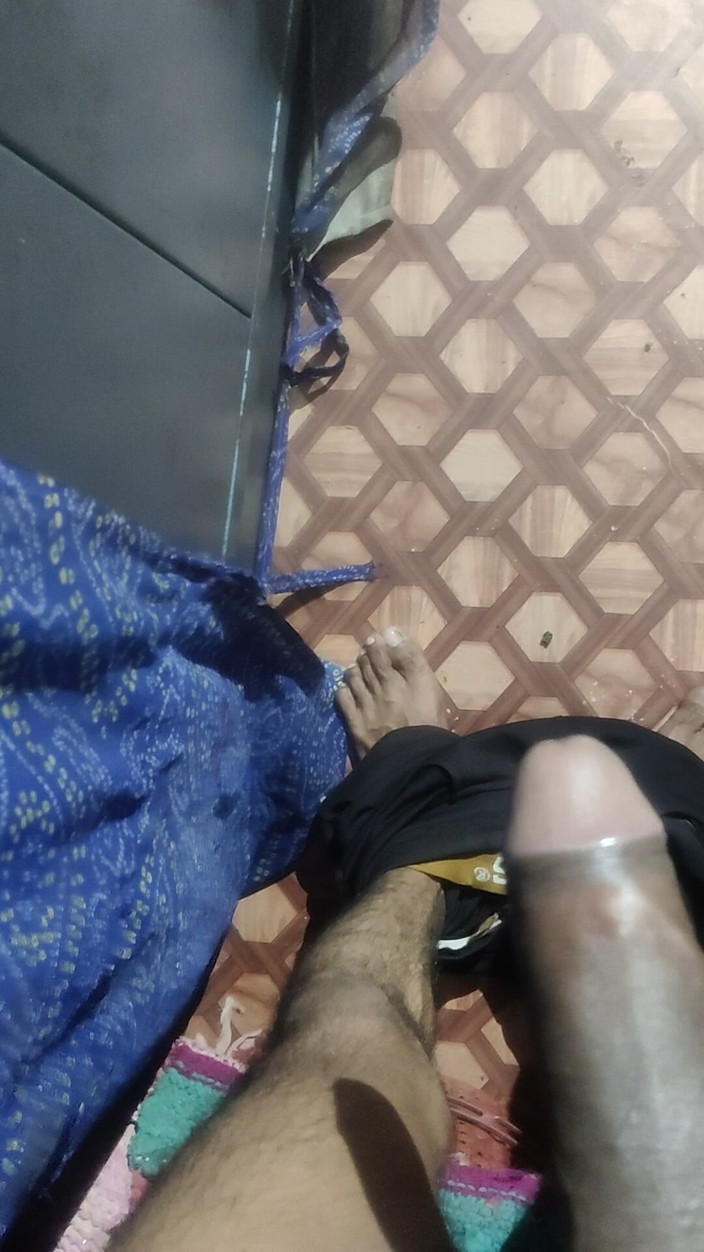 Gigolo Tv: Din hand är bättre än fitta