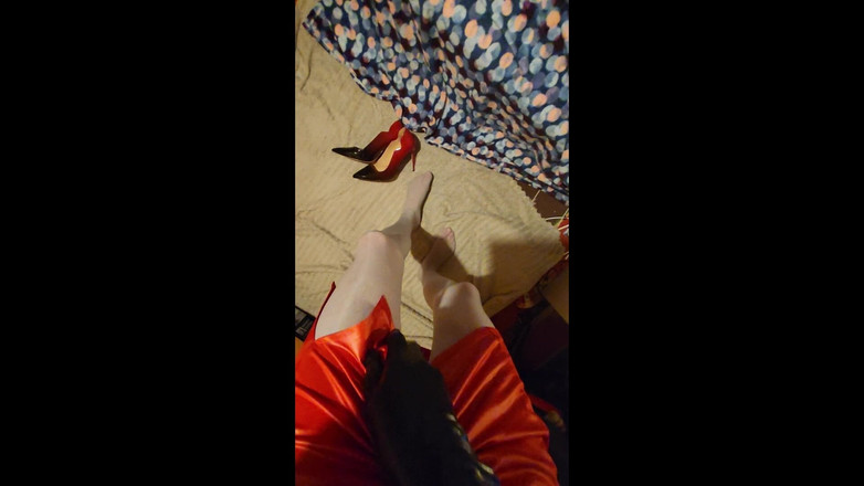 LoverPantyhose: Bermain dengan stoking minyak saya