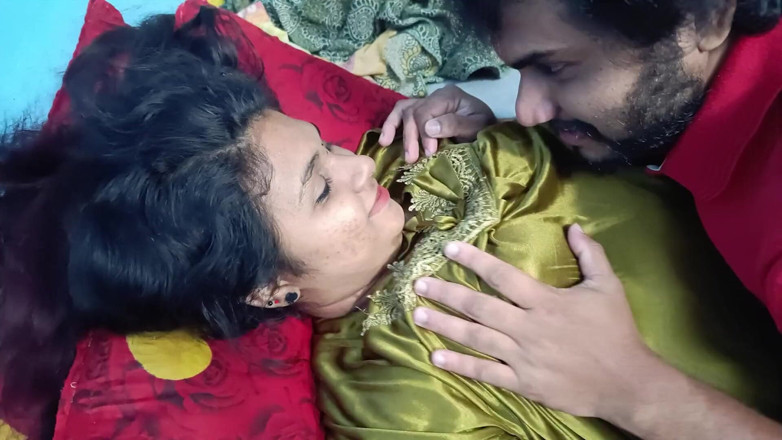 Vaigavarun45: Cuckold Husband Convience Wife to Do Enjoy Hard Fuck with...