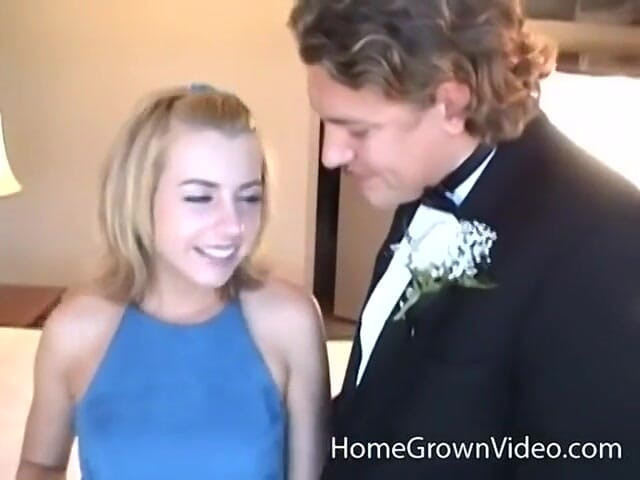 Homegrown Vintage: Sotva legální Lexi Belle bere Jerryho tlustý penis