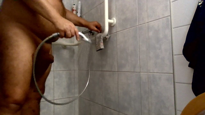 OLddaddybulge: Silel Çuvalı Duşları