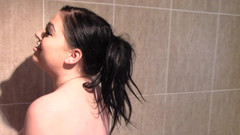 Catalia's Epic Filth: Holení mých bitů ve sprše