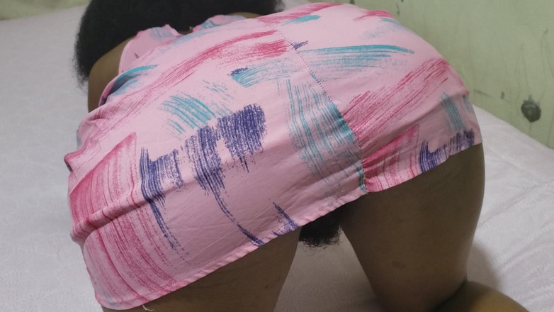 Lovemina: 예쁜 엉덩이 큰 엉덩이가 완벽해 보입니다.