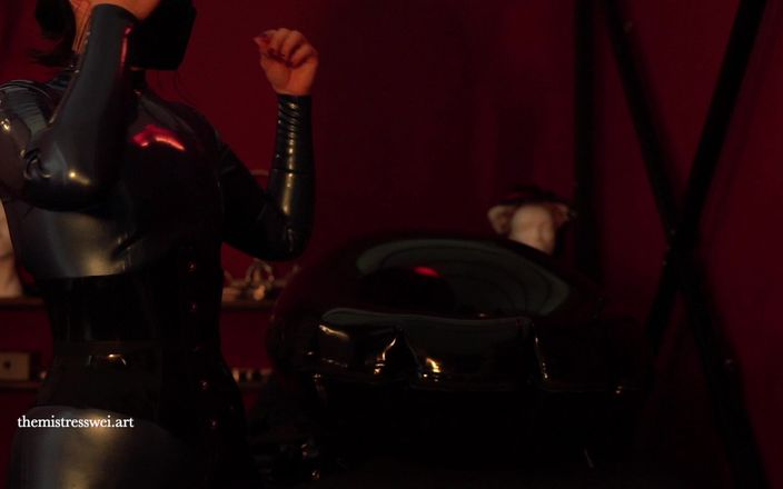 The mistress Wei: [oturum 2 | Bölüm 1] lateks bağımlılığınıza değiniyor