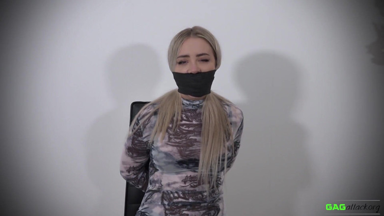 Gag Attack: Aubrey - várias engasgos