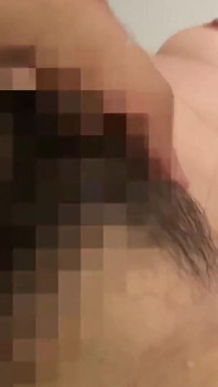 충격적인 미녀, 저항할 수 없는 매력을 가진 젊은 미시 유혹자 - a