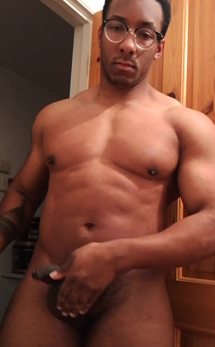 Amadeus: Showing After Gym. Amadeus Mode