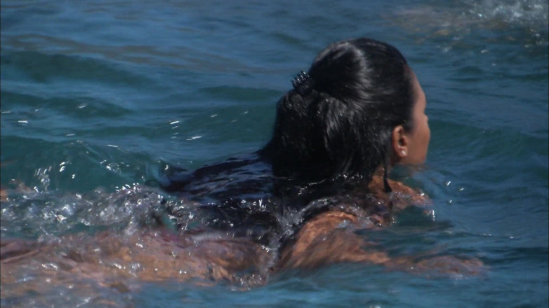 Latina Bang: Latina follada al aire libre en un asunto interracial