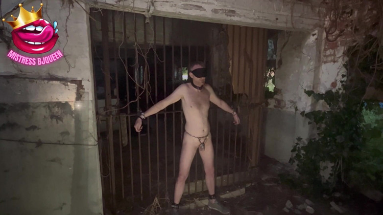 Mistress_BJQueen: Svázaný otrok zamčený zpět v cudnosti, pak zůstal sám nahý...