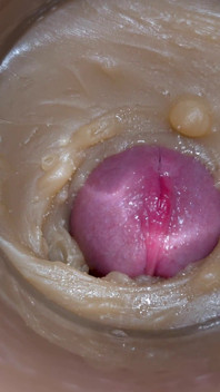 Mini-kamera w cipce podczas pieprzenia! Dziewczyna dostaje ogromne creampie 4k