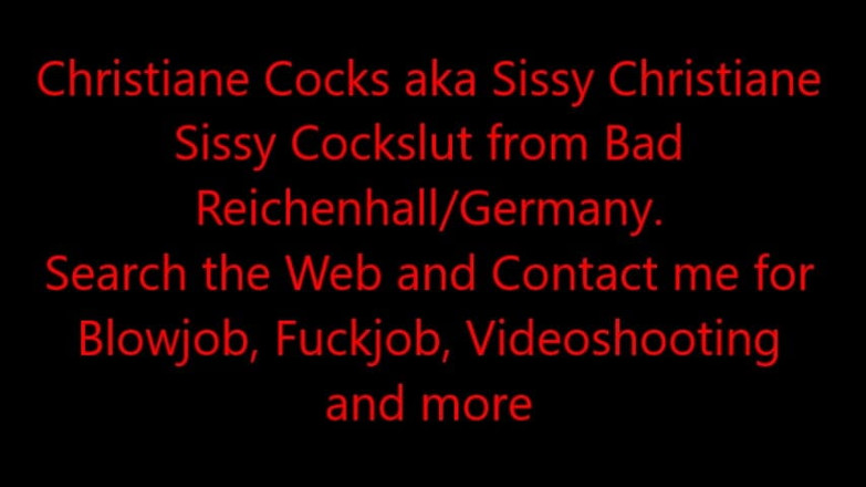 Christiane Cocks: Naked Trans Slut - Głaszcze swojego grubego kutasa, aż zdmuchnie ciężki ładunek