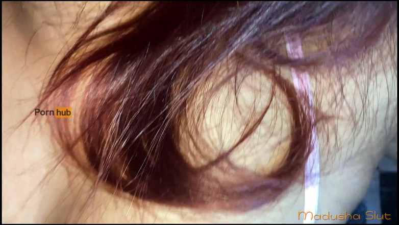 Tiyana: रंडी पत्नी को जोरदार सेक्स की जरूरत है और पति ने चूत में चार उंगलियां डालीं और चूत पर चूत में वीर्य डाला