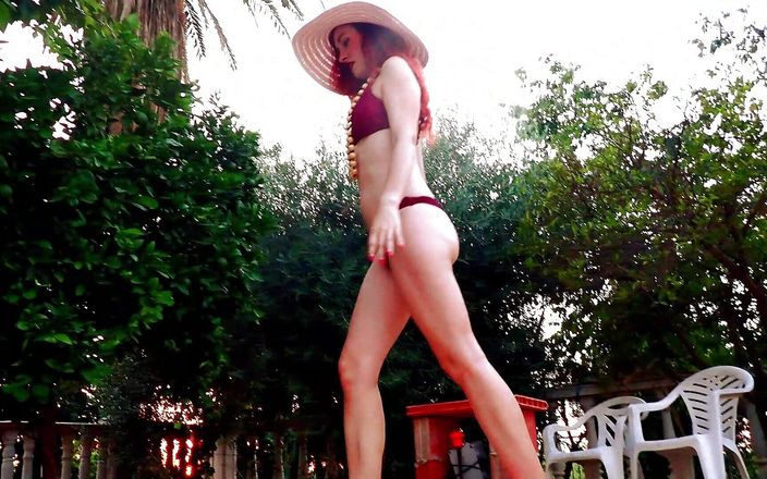 Arielortizx: Während Ariel Ortiz im pool schwimmt, masturbiert er für seinen...