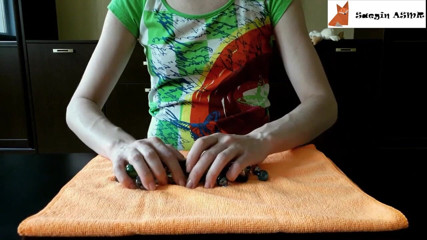 Saegin: 2[ASMR] Szklane kulki i kamyki (nie mówię)