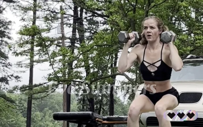 EvaSummers: Eva Summers 2025 June Squats | Squats &amp; Thrusters | Decline Bench Sit-ups Workout