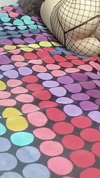 Vrouw in Lingerie Krijgt Wazig POV Sperma Etend Close-up (volledige Video)