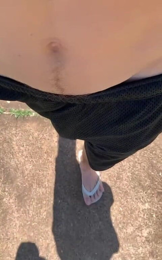 monstromineiro: Футбольные шорты без нижнего белья