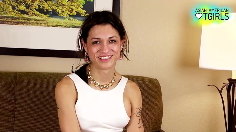 Asian American Tgirls: Möt Michelle Mazzy