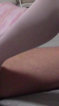MILF Footjob and Cumshot on Pantyhose