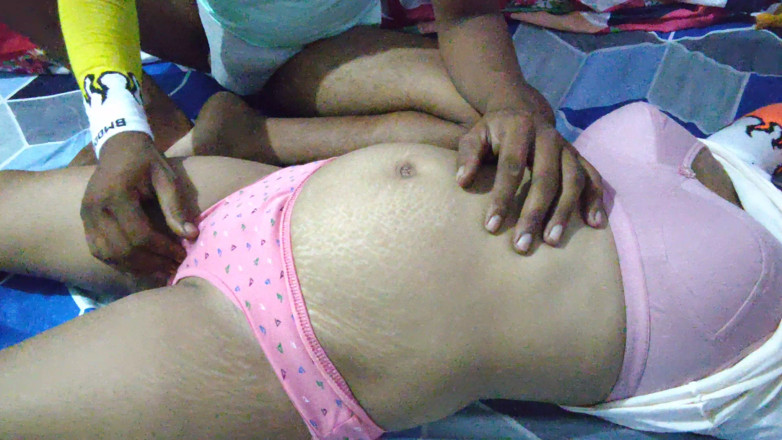 Pureharmoney16: Pareja india esposa embarazada tetas prensa marido indio - mms en...
